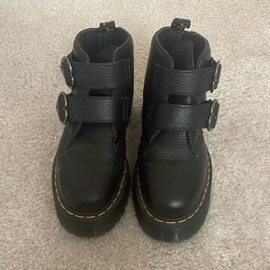 Dr. Martens Devon Heart platform boots